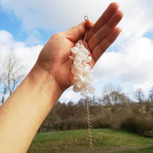 Charger l&#39;image dans la galerie, Bracelet de mariage en fleur stabilisées , bijoux en fleurs séchées
