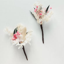 Charger l&#39;image dans la galerie, pics en fleurs blanc et rose stabilisées et séchée
